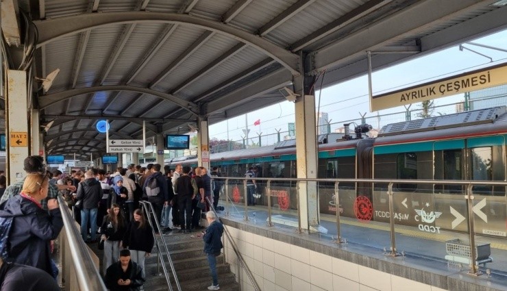 Marmaray'da İntihar: Seferler Durduruldu!