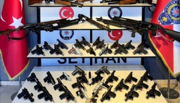 Adana'da Ruhsatsız 2 Bin 218 silah Ele Geçirildi!