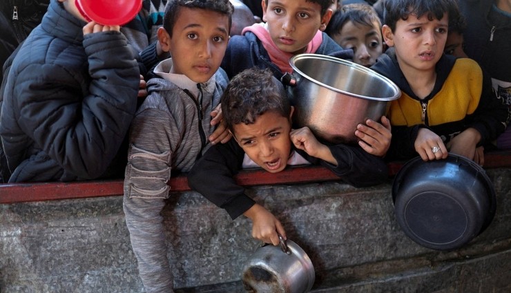 Gazze'de Çocuklar Kıtlık Sebebiyle Ölüyor!