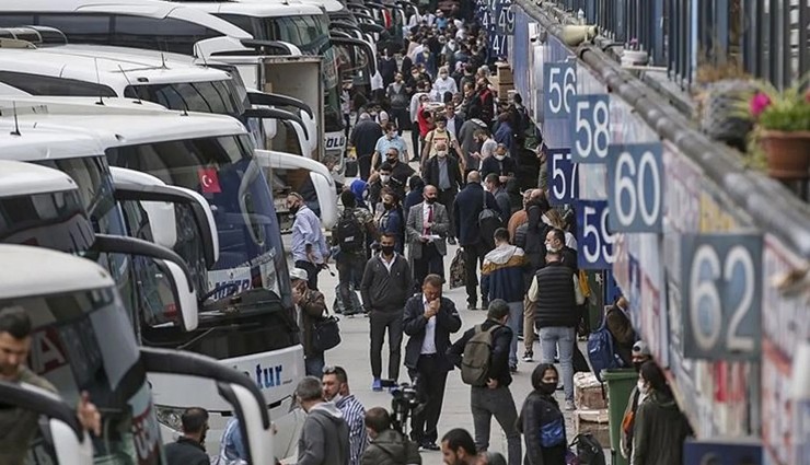 İstanbul'da Bayram Telaşı: Otobüs Biletleri Tükendi!