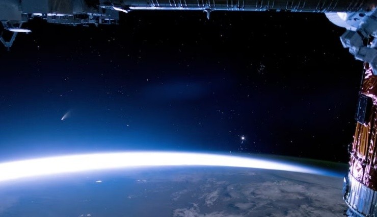 Rus Uydusu, Astronotların Güvenliğini Tehlikeye Attı!
