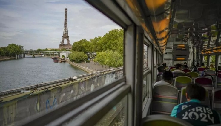 Fransa'da Tren Hatlarına Geniş Çaplı Saldırı!