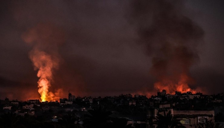 İsrail'den Gazze'de Gece Yarısı Katliam: 93 Filistinli Öldü!