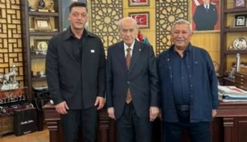 Mesut Özil Devlet Bahçeli'yi Ziyaret Etti!