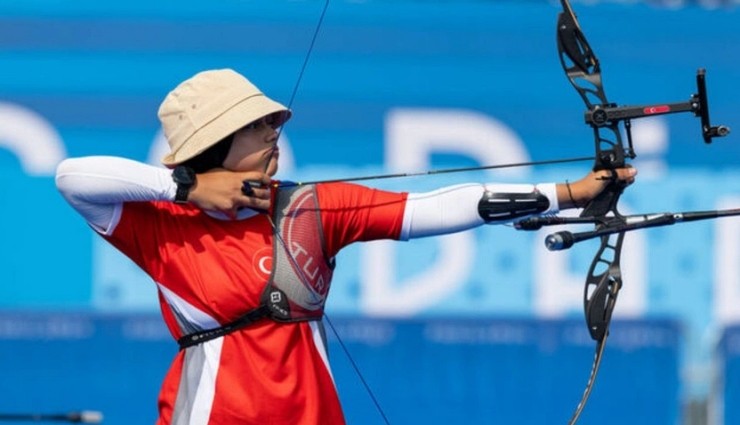 Milli Okçumuz Elif Berra Gökkır Çeyrek Finale Kaldı!