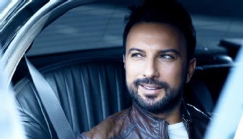 Tarkan Eşi Pınar ile Pozlarını Paylaştı!