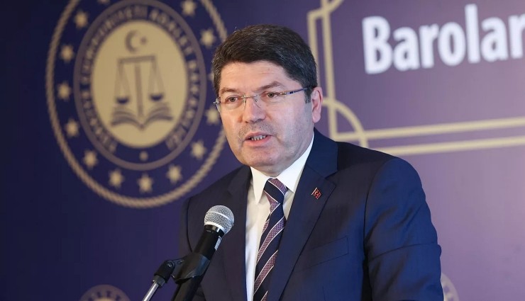 Bakan Tunç: 'Tabii ki Hedefimiz Yeni Bir Anayasa'