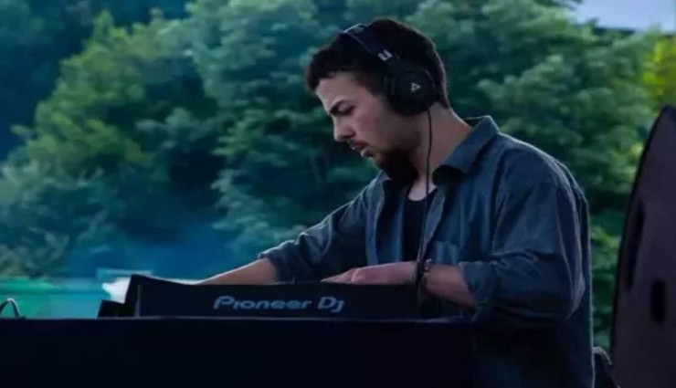 DJ Tuna Selimoğlu, Feci Kazada Hayatını Kaybetti!