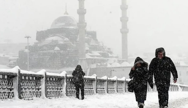 İstanbul’da Kar Alarmı: Hafta Sonu Kurs ve Sınavlar İptal Edildi!