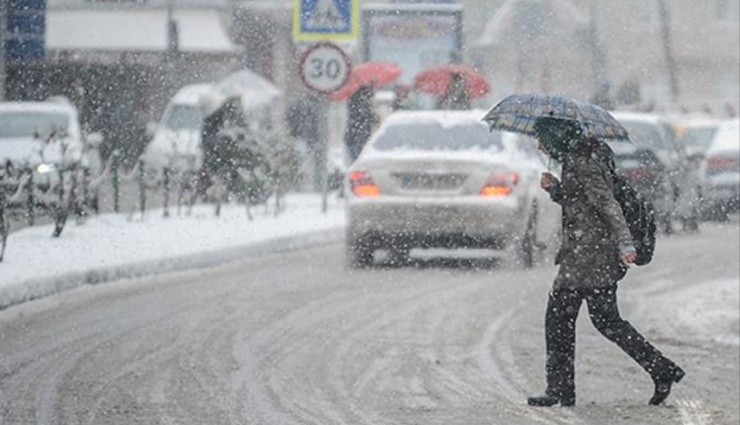 Samsun'da Eğitime Kar Engeli!