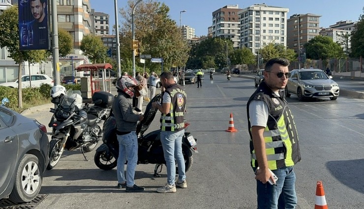 Yerlikaya: 'Her İki Kazadan Birine Motosiklet Karışıyor'