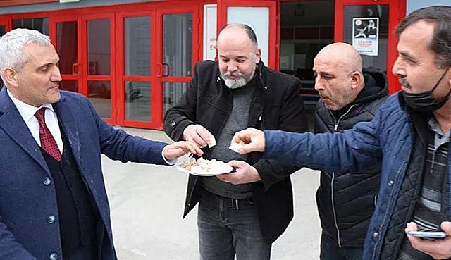 Karabük Küme Düştü, Başkan Helva Dağıttı!